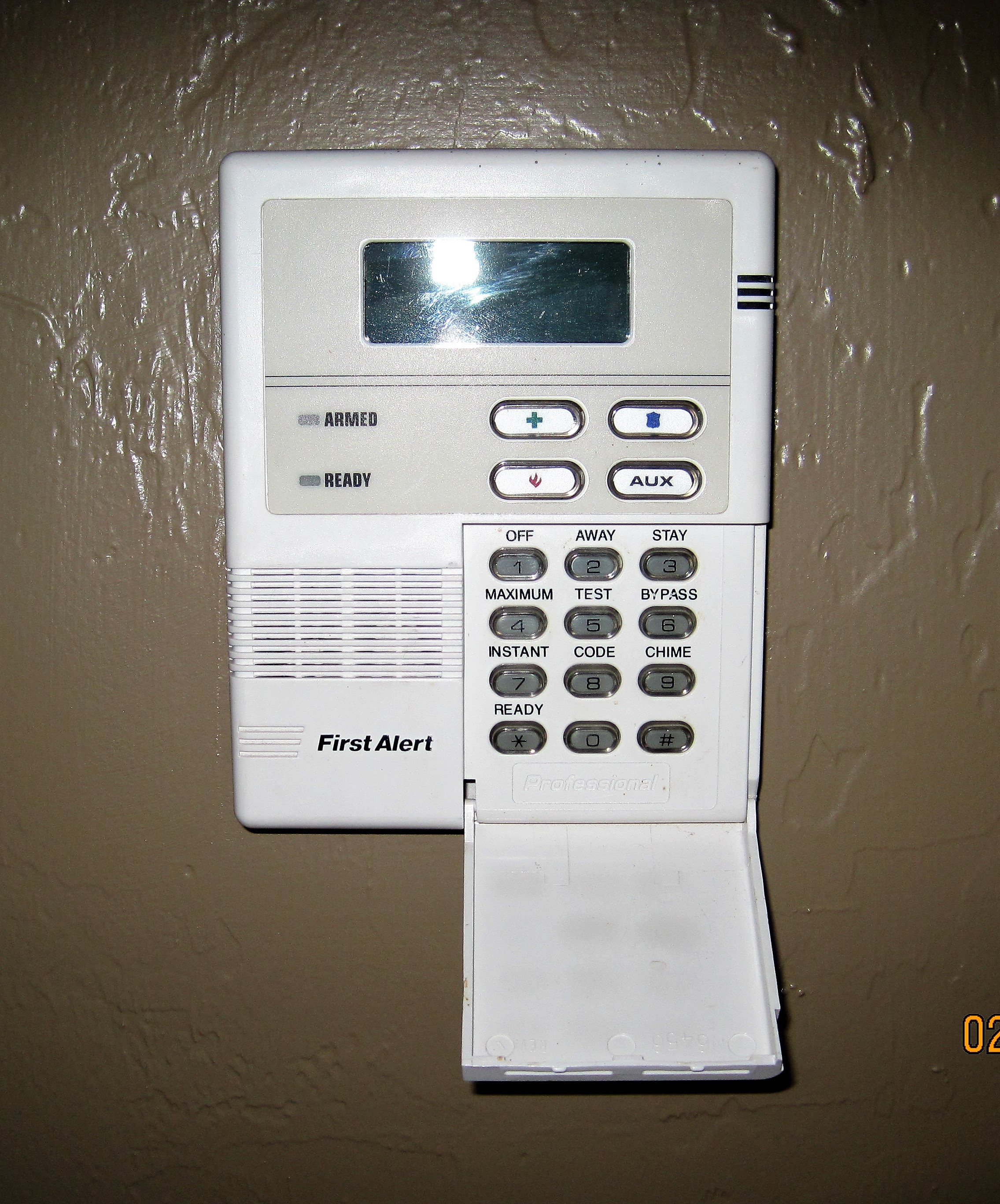 Brinks Home Security Keypad Battery Replacement - The O Guide