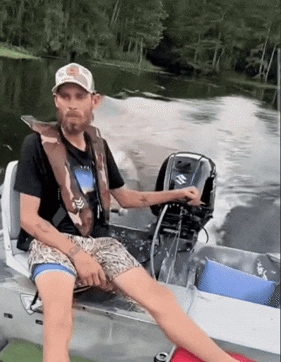 0d5a7e7b291e444f7f6e2228e6880b42d84012ce1f37769fc2406b162cbe5a7a.gif