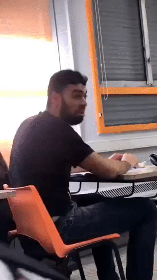 1418107d0d81ac50cfe496e34a6673241b36001f33c5755c31dc3e9ea90d9e87.gif