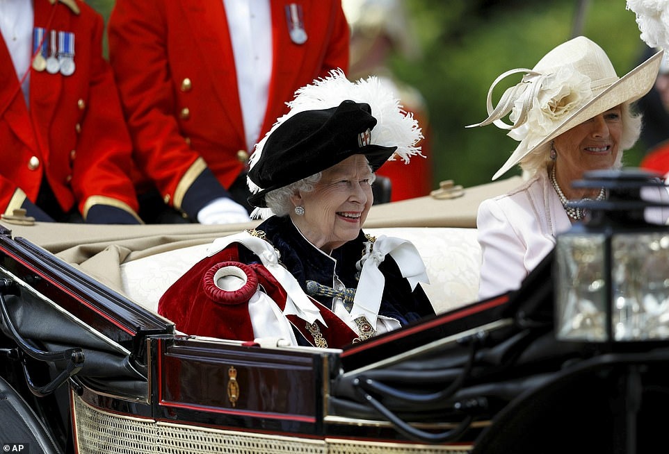 Pin by Lilibet's Handbag - A Place Fo on The British Royal ...