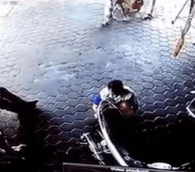 25b59a44cc114fec39e6e800d8b59c09f9f908e52ddf0827781cc2a11ca7035d.gif