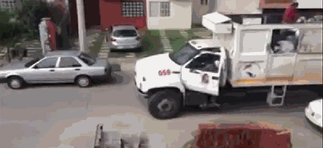 276662697292315ed1874f8586988f34cef17e9e2bef5443c0d80339e3cb2228.gif