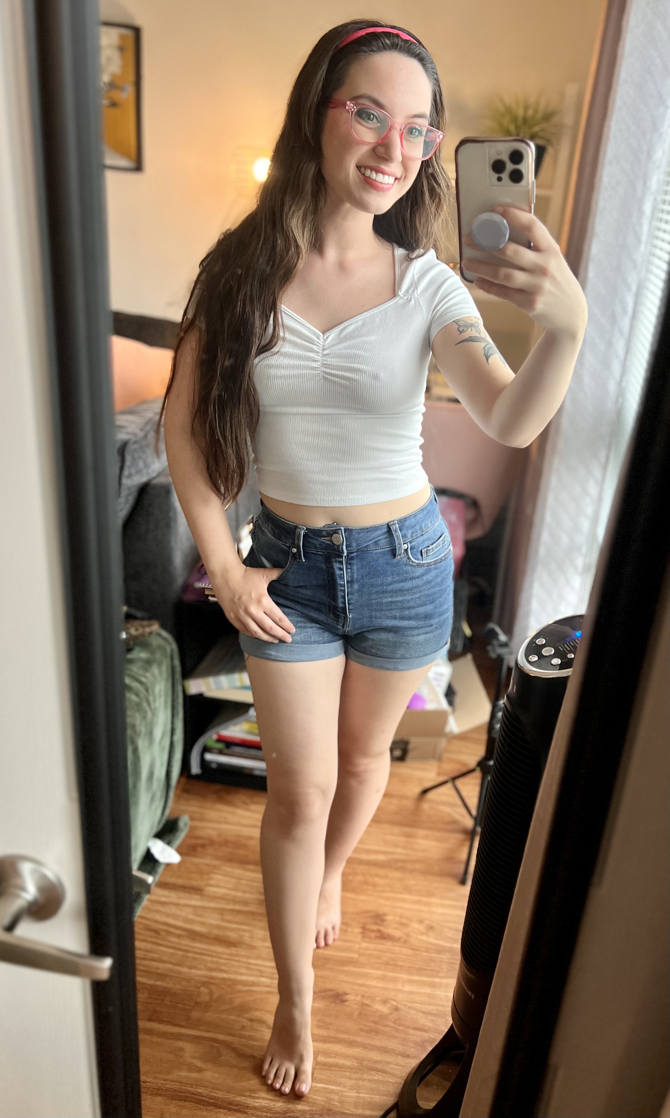 Explore The World Of Cece Rose (@Cecesaurous) - dukiyrv