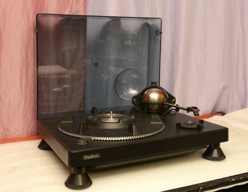 Gallery: 15 Of The Most Beautiful Turntables Ever Made - The Vinyl Factory