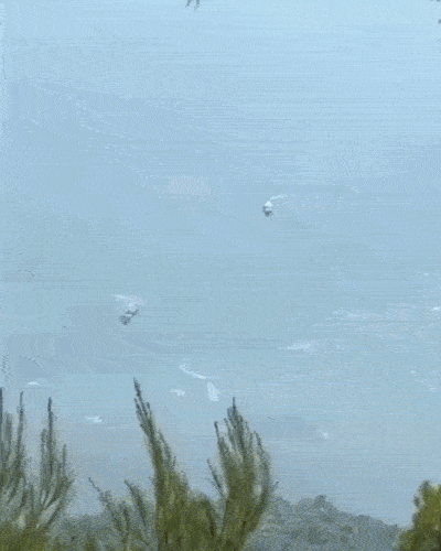 4b463b041b81c498dd30b91f4719831d9da7aa8eb1ea2b000e7eec3985dfca87.gif