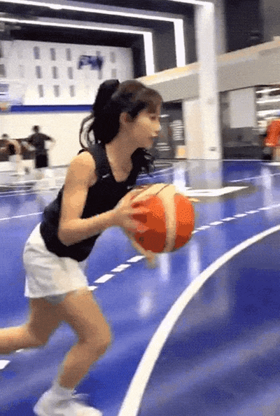 59b25aadf6450fb19f02af864542cd5ad8c28ad9b5cbb505aba53939d115f096.gif