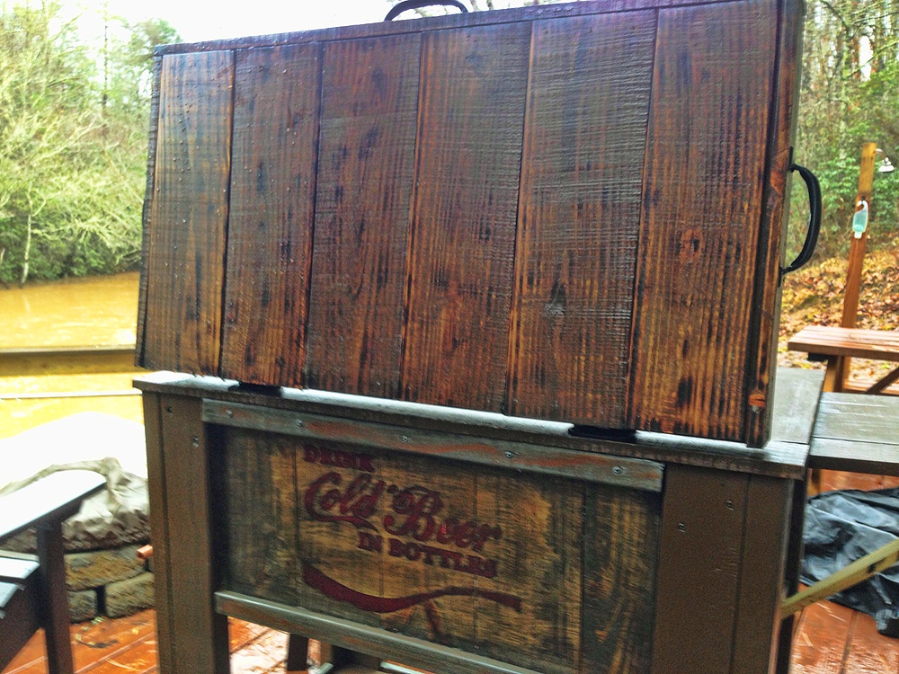 How to Build a Patio Cooler