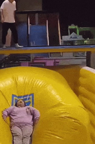 7de46b8b023b03ce7843784393ca5b1d51b25e93bb7ed600ea23ca4306a6ae55.gif