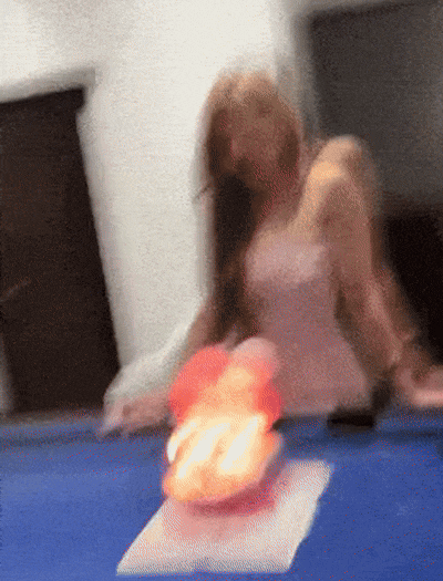 89d7d99b705146c88f20577b92597d029a8b036e8c7e6b276bb91587355a9832.gif