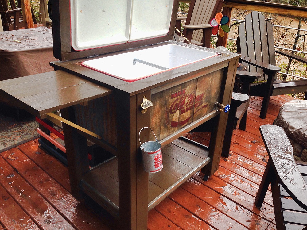 How to Build a Patio Cooler