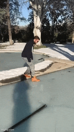 9229ed9e0e2d9c81a335a18a9add98bd3f72eafca1629e9c1192eedd01afe9ab.gif