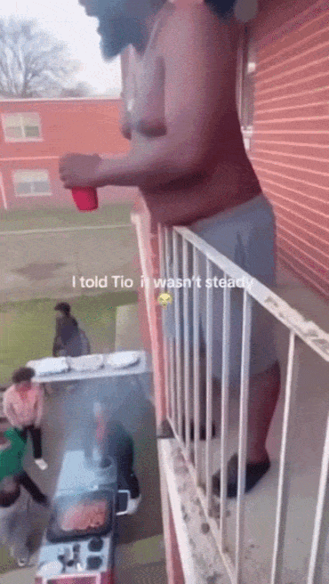 95ecd654977a94275bed4439006c50f24b6ac8144a80b0dcc73f41f7d9227702.gif