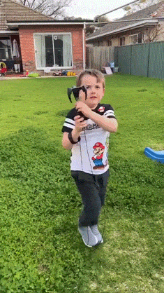 978077cbf37656bd986c432e88aeddd8a38e9bc657d5d963e1e6579c84f5f142.gif
