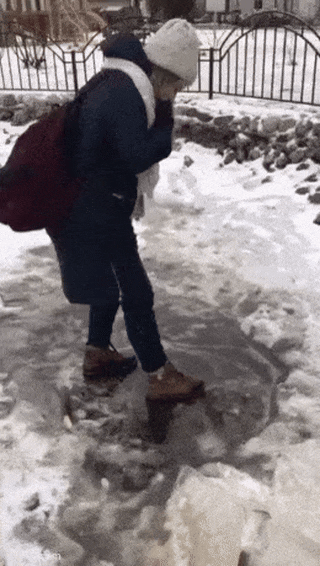 9976a1872dcf5257c1797489806f094a81f72ff17f1b23c0e3247b681d5e2a2a.gif