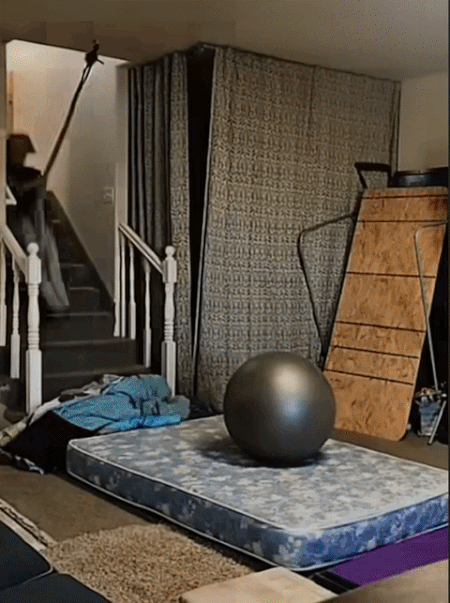 a9218cf4e167231579148ddde43ac696f041b4ca9cde582f4cfec61baebc9aa7.gif