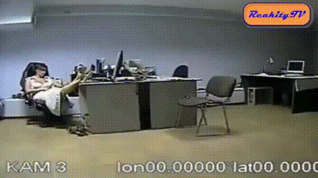 aa038c64e6908a0f913a0baee5adc520b159ed4bb19181354416cead25462fae.gif