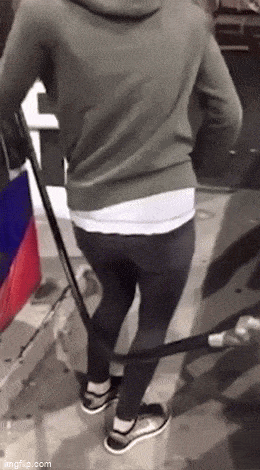 c4442e2bfef8e3d833738f27efac3cb010dcb7a82e9ebe021aa5fcedb99f4156.gif