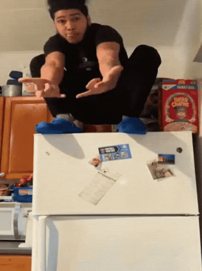 d3ec442c31631d00f1bf77ea11e4adac52628d67a38600dd2a734114071754a7.gif