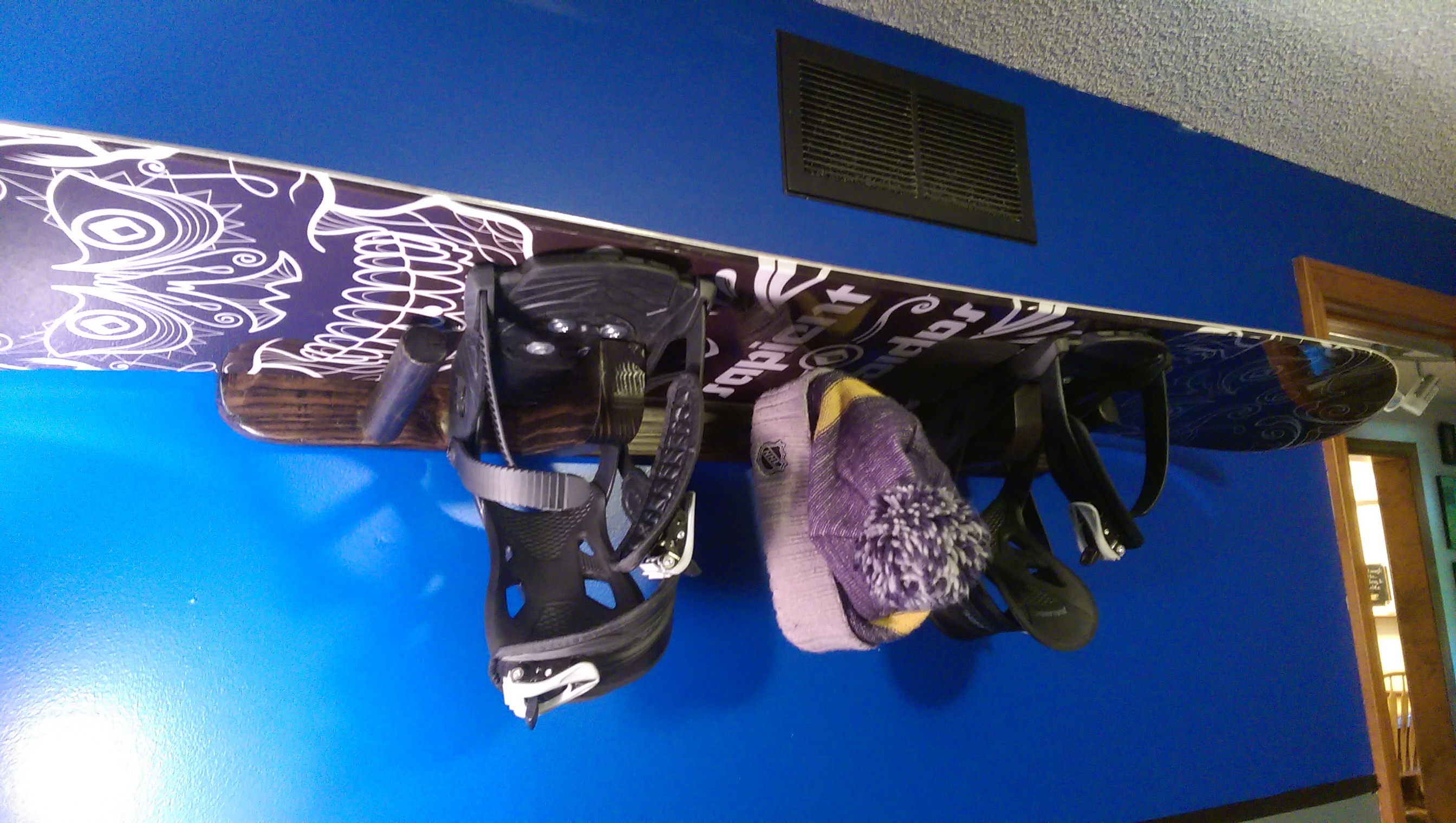 DIY Ski Rack Project with Free Plans