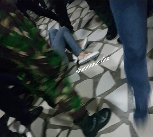 Gambar Taeyeon jatuh