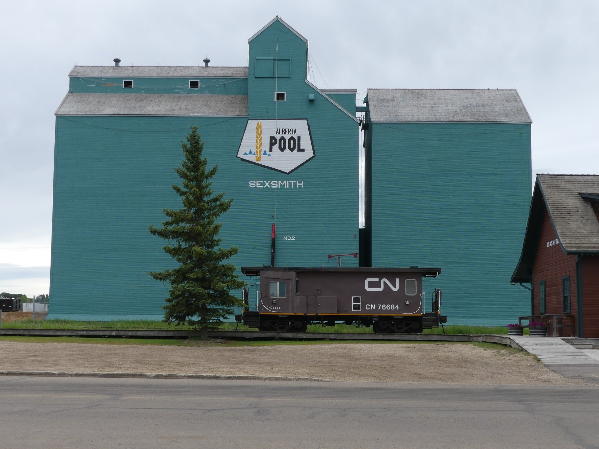 Refurbished grain elevator at Sexsmith, 2020, photo supplied by Megan Lewchuk