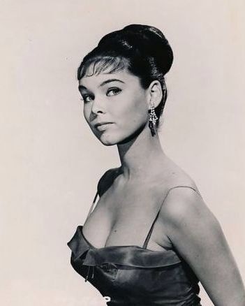 Yvonne Craig catwoman