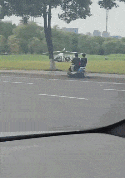 decefa1f5b4d8eedda785da9dc6ce9b4a89a39819fe7dd68ce52725be780dac8.gif
