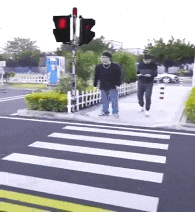dfa7697fa982abcfe887d5b318a59056972c0db2f57ba76e9f0e584cfc34c125.gif