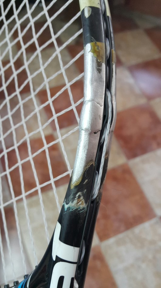 My friend gave me 2 broken racquets, do its playable? (pictures inside