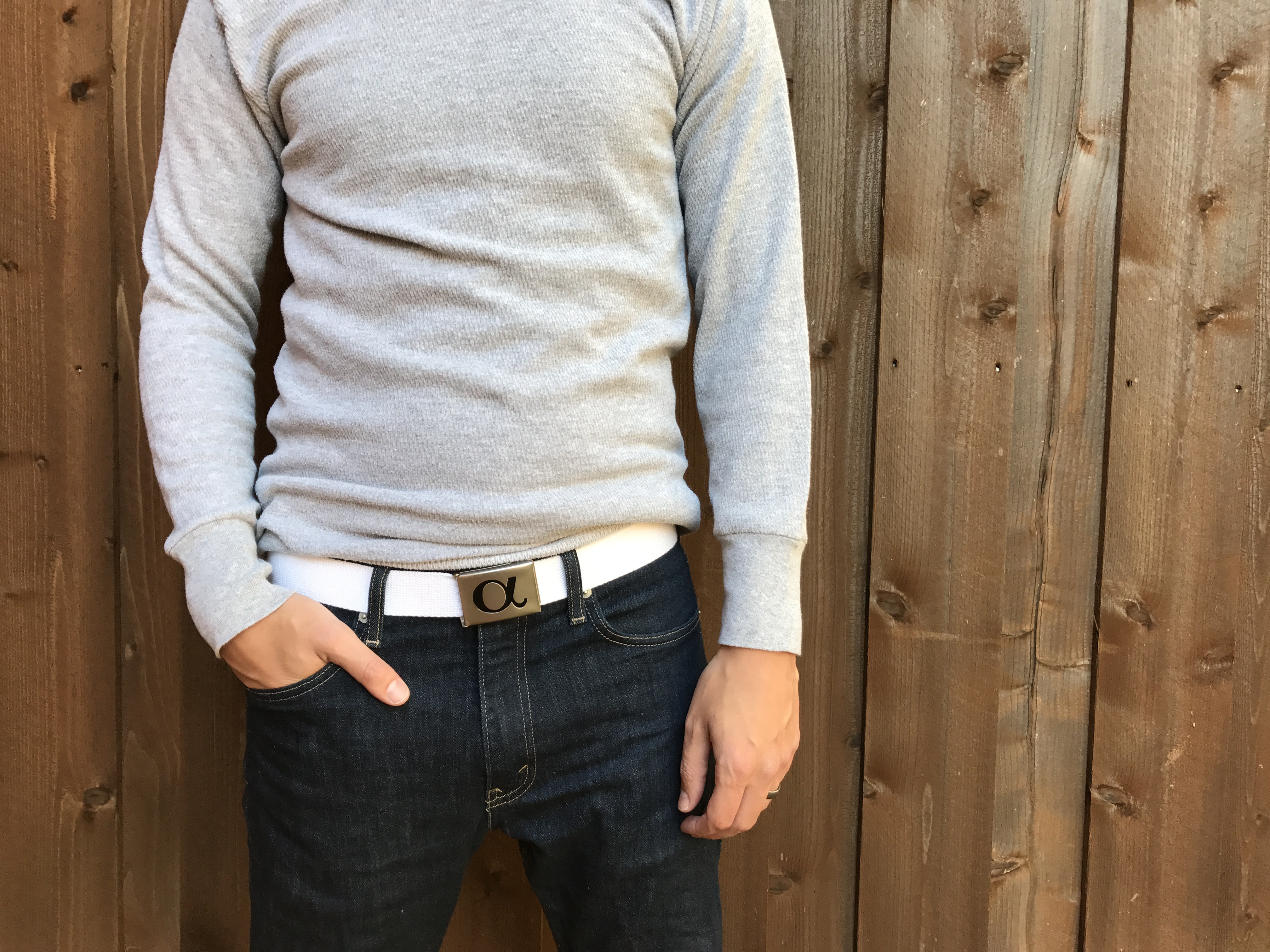 A Guys&#39; Guide for Wearing a White Belt