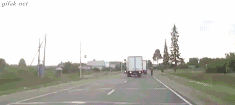 f46f9aec25de29ff450325c081e7d2e590fee552e517dd09d191a47898cc7a06.gif